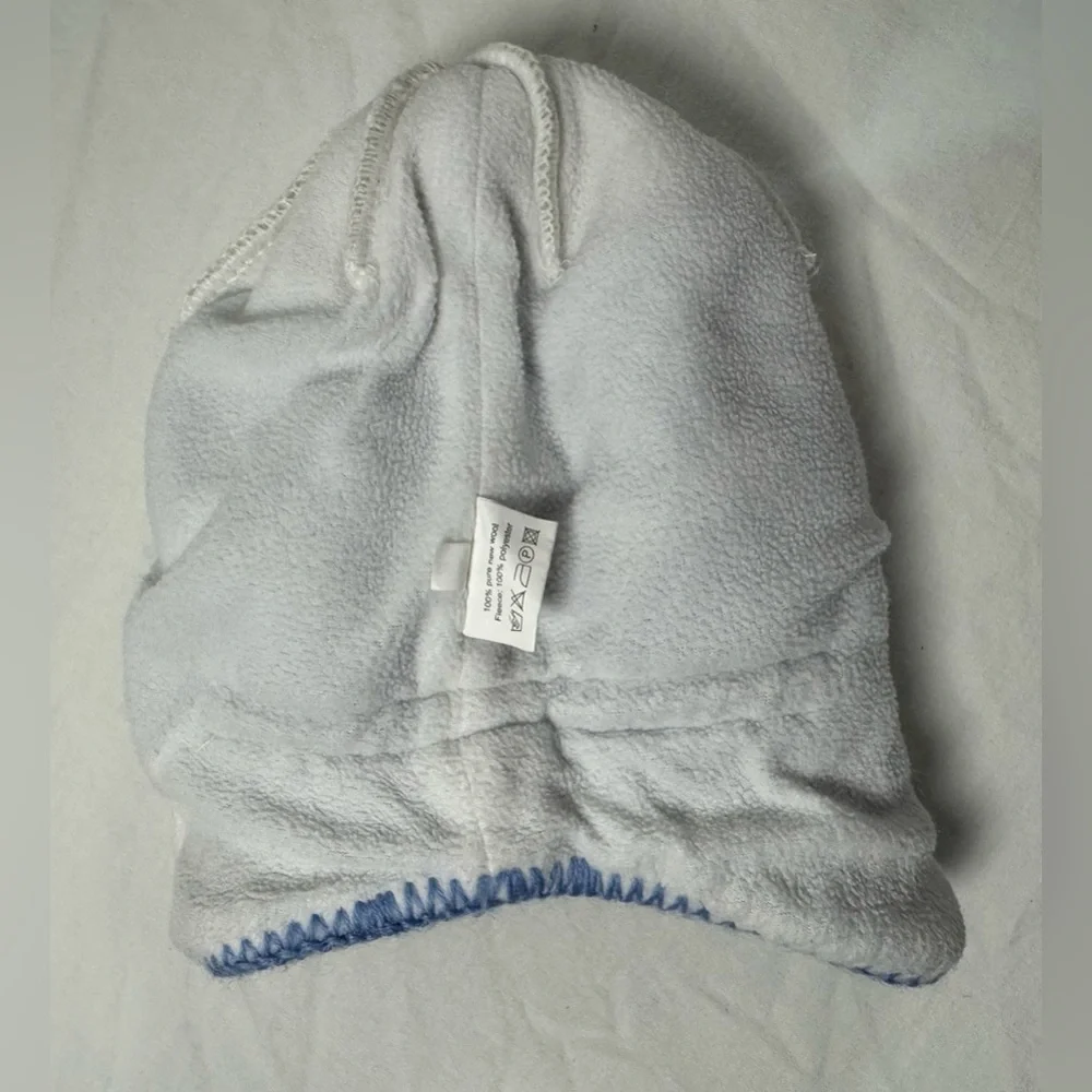 Norlender Kids Hat all wool child 3-6‎ years Pom Pom blue ivory